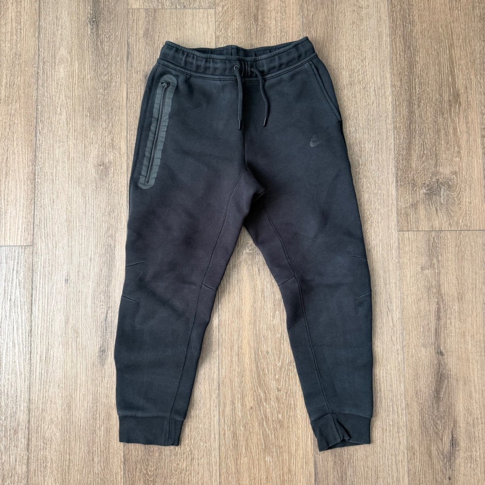 Nike Tech Fleece Joggers Boys Medium Black Tapered Sweatpants